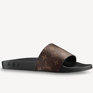 Louis Vuitton waterfront mule 100% authentic guaranteed
